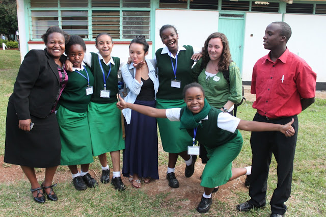 Mentoring these amazing girls at the InnovateKenya!